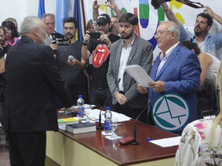 Asunción de ediles en Berisso: Cambiemos la grieta por un vallado