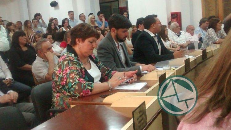 Asunción de ediles en Berisso: Cambiemos la grieta por un vallado