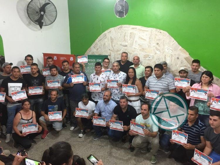 Con más de 40 egresados finalizó el Curso de Director Técnico Infanto-Juvenil