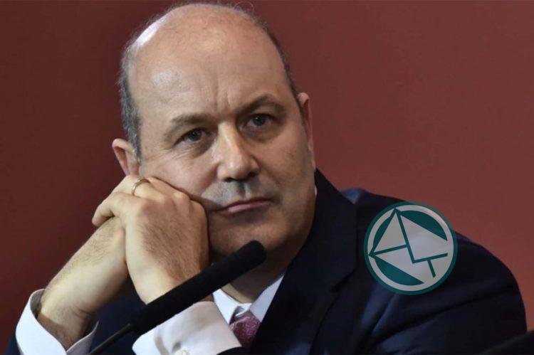 El titular del Banco Central aprendió cuantos pares son tres botas