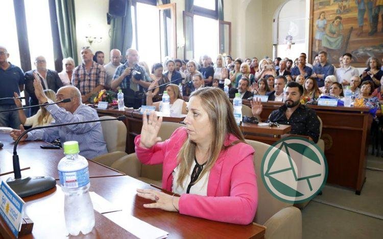 11 contra 8: Asumieron los nuevos concejales en Ensenada y el "Sekismo" mantiene la mayoría