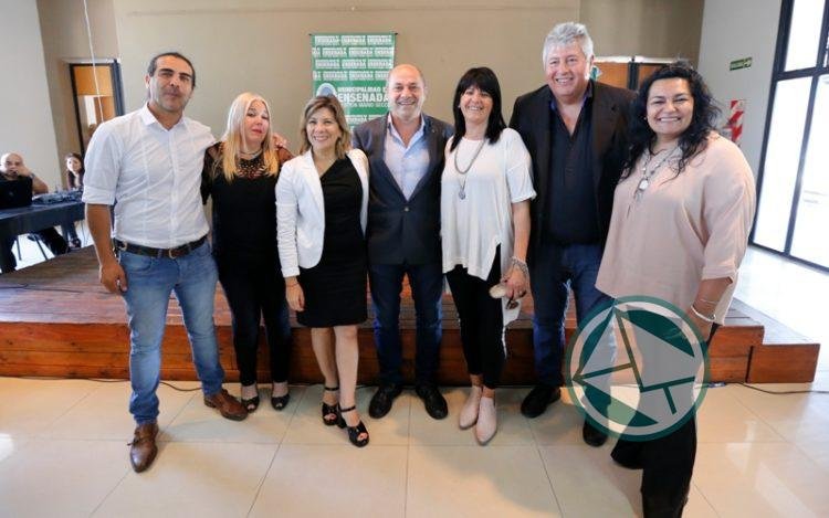 Asunción de los nuevos consejeros escolares de Ensenada