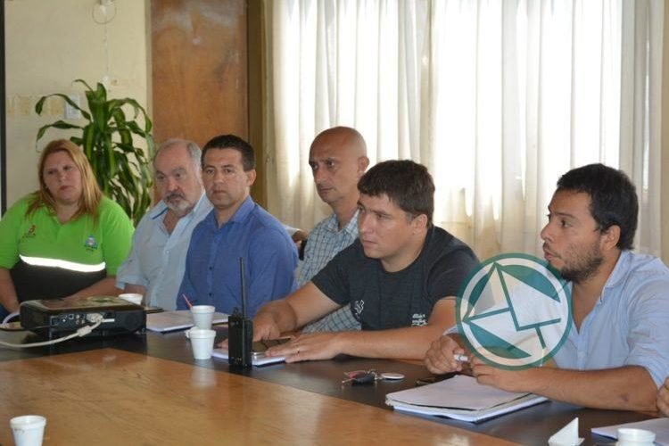 Reunión por Plan de Respuesta de Emergencia con Impacto en la Comunidad en Berisso01