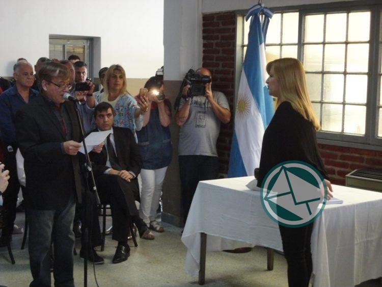 Asunción de los consejeros escolares de Berisso