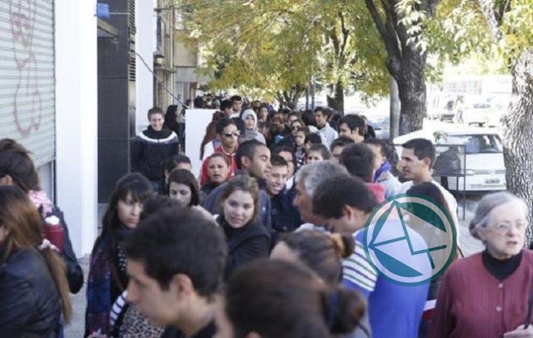El desempleo entre los jóvenes de la región es el doble a la media nacional