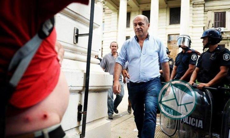 Secco: "No me cuenten para traicionar los intereses del pueblo" Secco: "No me cuenten para traicionar los intereses del pueblo"