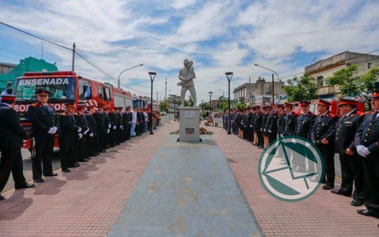 Acto por el 122° aniversario de Bomberos de Ensenada