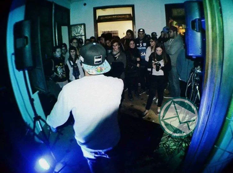 Propuesta del CCyP “Juanjo” Bajcic para este sábado a puro rap con “Esencia Noventera”