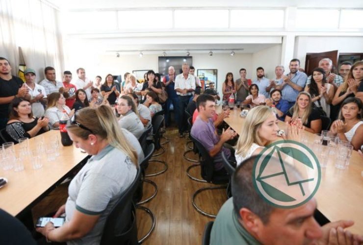 Secco hizo efectivo los 100 pases a la planta municipal1