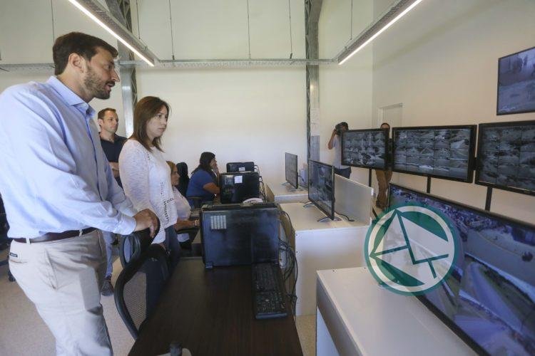 En Pinamar Vidal recorrió un Centro Integral de Seguridad