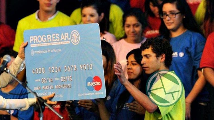 Un informe reveló que 360.000 jóvenes dejarán de percibir el Plan Progresar Un informe reveló que 360.000 jóvenes dejarán de percibir el Plan Progresar