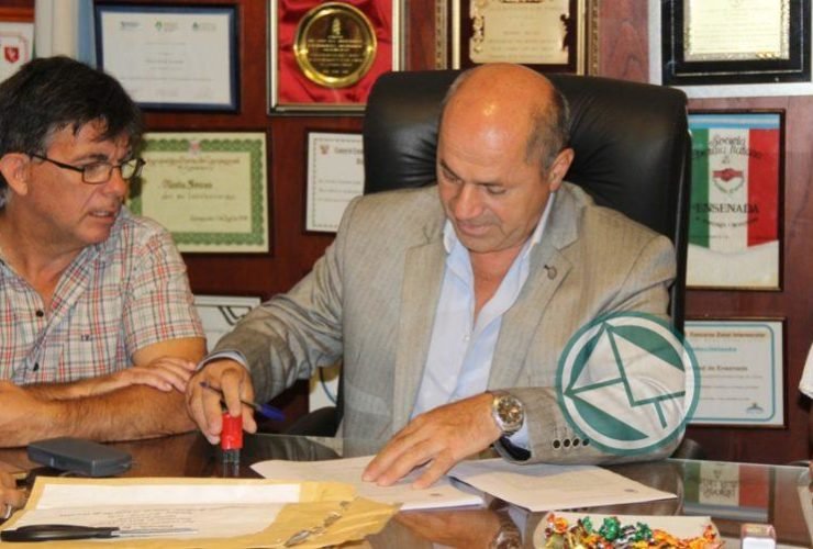 Secco encabezó la apertura de sobres para licitar 12 camionetas 03