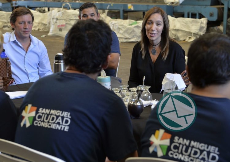 Vidal pasó por San Miguel y tomó unos mates en una Planta de Reciclado