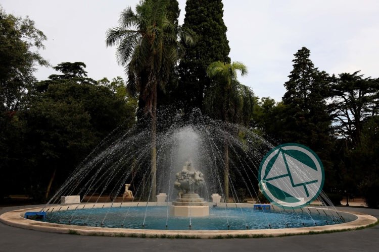 Después de 30 años, vuelve a funcionar la fuente de agua del Parque Saavedra