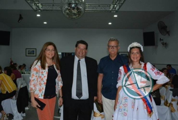 Cena 61º Aniversario del Club Eslovaco Argentino de Berisso Cena 61º Aniversario del Club Eslovaco Argentino de Berisso 01