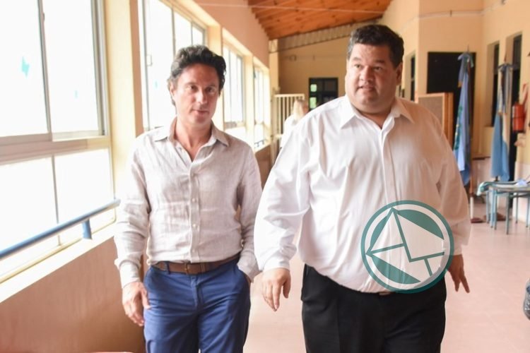 Con un alto acatamiento al paro docente en Berisso, Sánchez Zinny pasó con Nedela sin pena ni gloria Con un alto acatamiento al paro docente en Berisso, Sánchez Zinny pasó con Nedela sin pena ni gloria