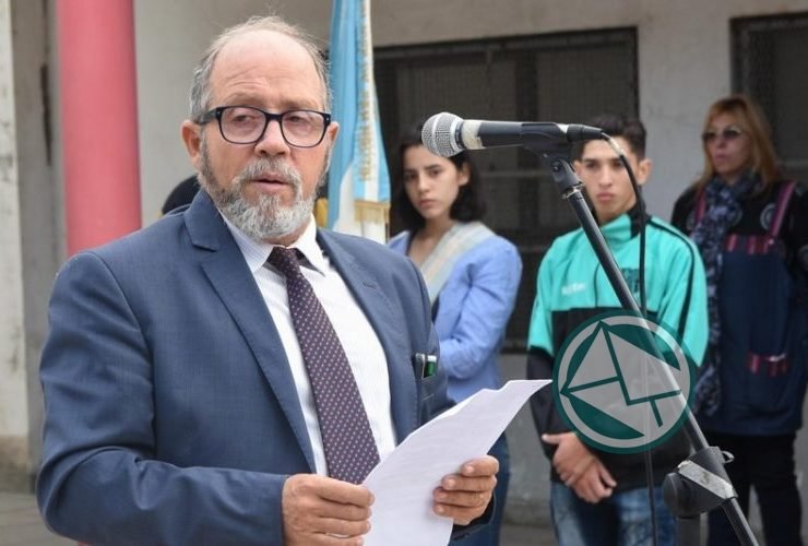 Acto escolar oficial en Berisso por el "Día de la Memoria por la Verdad y la Justicia" Día Nacional de la Memoria por la Verdad y la Justicia acto escolar Berisso3