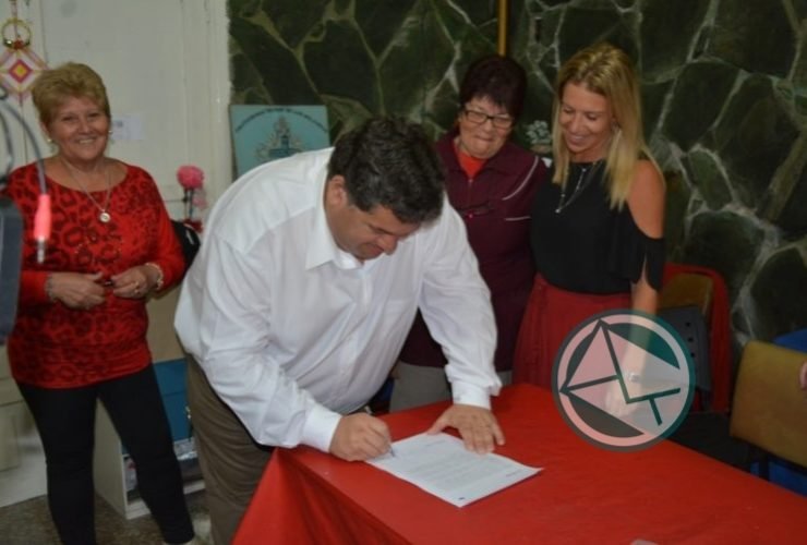 El Centro de Tercera Edad “Hermandad” de Berisso recibió un subsidio por parte de PAMI El Centro de Tercera Edad “Hermandad” de Berisso recibió un subsidio por parte de PAMI4