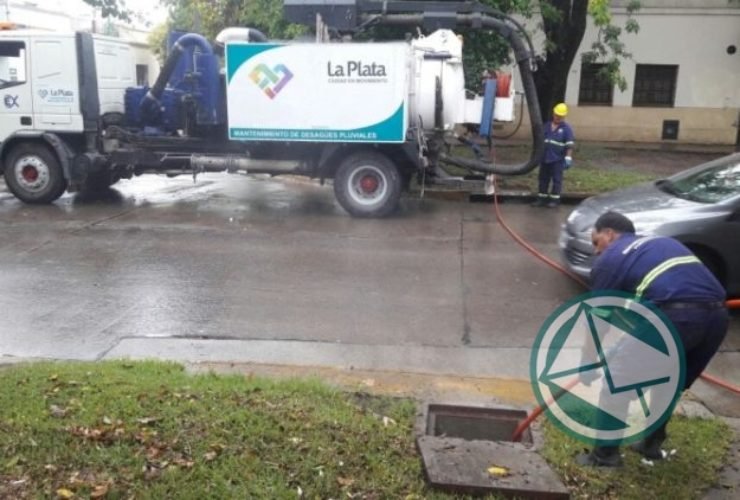 En La Plata dicen que la obras hidráulicas no terminadas mejoraron el escurrimiento de las aguas3