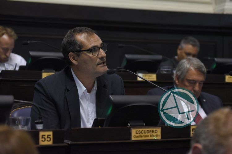 Proyecto de los vecinos presentado por Escudero fue aprobado en la Cámara de Diputados Proyecto de los vecinos presentado por Escudero fue aprobado en la Cámara de Diputados