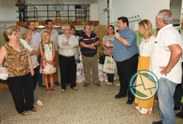 Nedela y PAMI entregaron un subsidio a Centro de Jubilados y Pensionados de Berisso 2