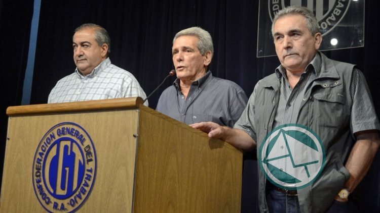 El sindicalismo “dialoguista” confirmó la continuidad del Triunvirato directivo en la CGT hasta mitad de año