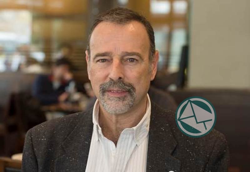 Charla con economista Alejandro Otero en Casa Abierta este viernes