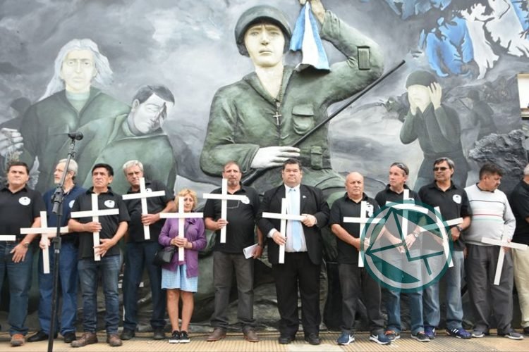 Homenaje a los Soldados Conscriptos Ex Combatientes de Malvinas en Berisso Homenaje a los Soldados Conscriptos Ex Combatientes de Malvinas en Berisso
