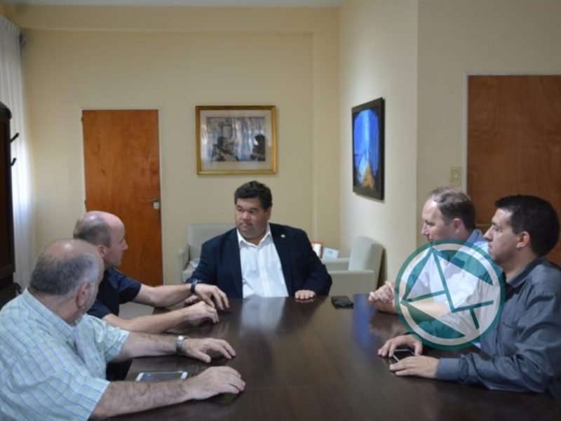Nedela recibió al designado jefe de la Policía Local2