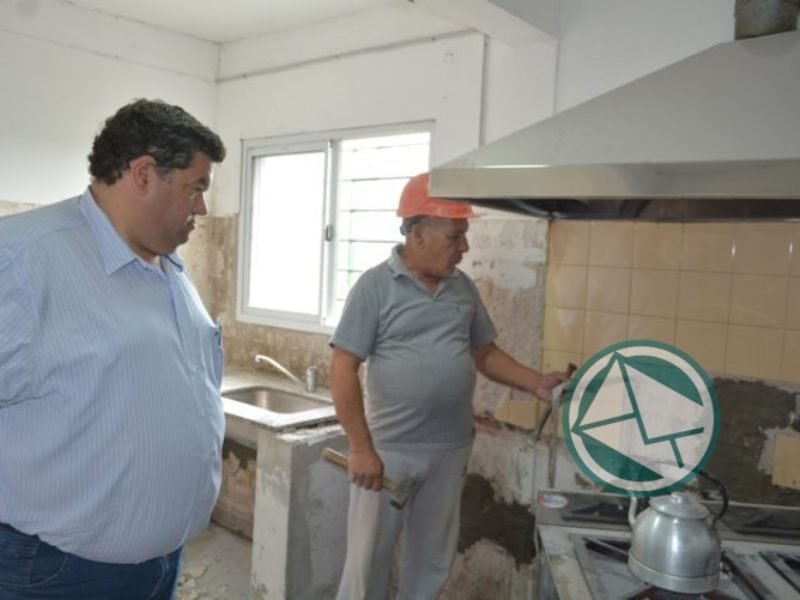 Plan de obra y puesta en valor de cocina de la Primaria 23 de Los Talas 02