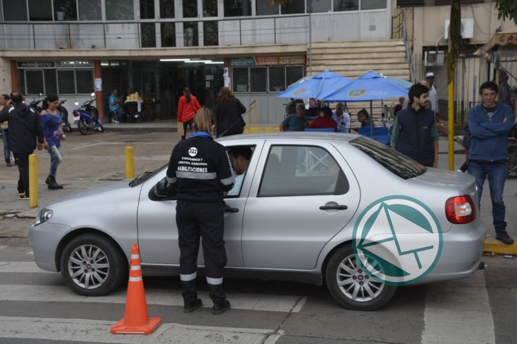 Remises truchos: secuestraron 7 autos en La Plata y suman 26 en el mes
