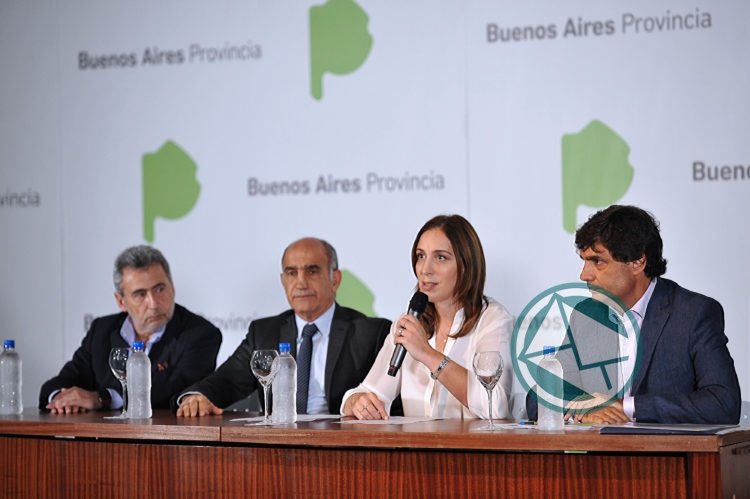 Vidal anunció la quita de impuestos provinciales a la luz, gas y agua