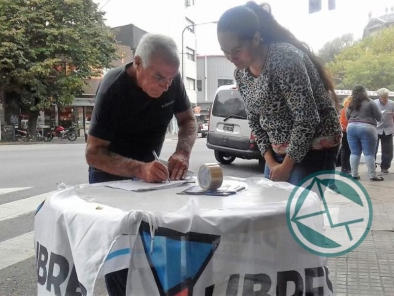 firmas contra el tarifazo 2