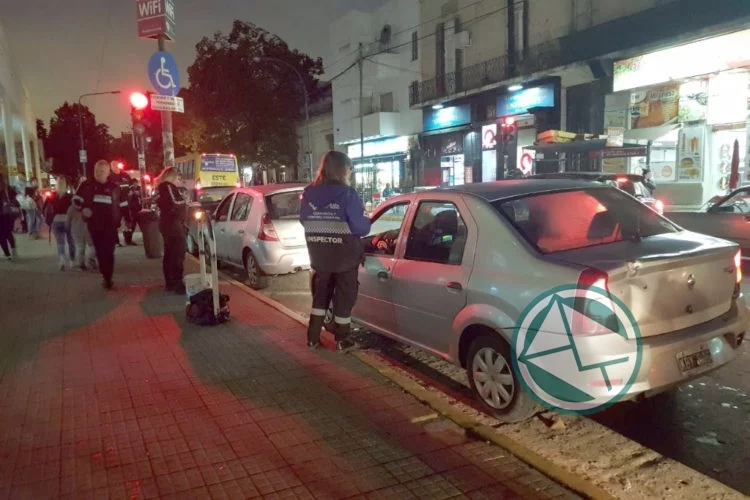 Otro operativo en La Plata contra el transporte ilegal en la zona de La Terminal Otro operativo en La Plata contra el transporte ilegal en la zona de La Terminal
