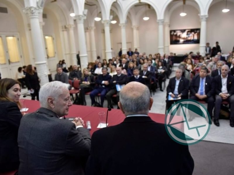 70 mil estudiantes de Veterinaria,Agronomía, Química y Biología tendrán más beneficios para cursar 04