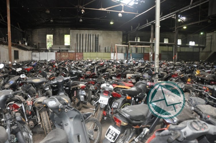 Los presos van a fabricar máquinas de cortar pasto con motocicletas secuestradas