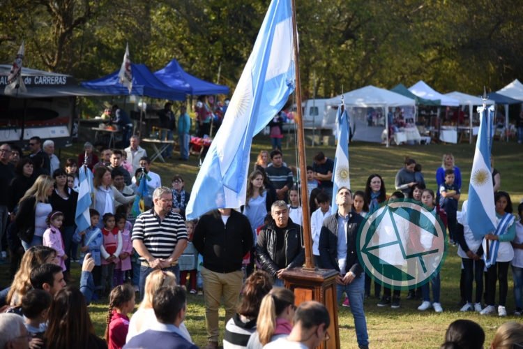 Los vecinos de Arana celebraron los 131 años de la localidad Los vecinos de Arana celebraron los 131 años de la localidad