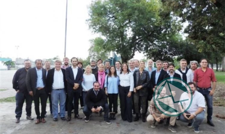 34 municipios bonaerenses se nuclean y desafían la política económica de Cambiemos
