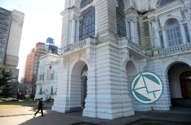 Funcionamiento de los servicios en La Plata durante el feriado del lunes