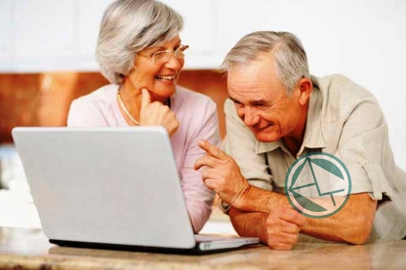 Alfabetización digital para adultos mayores en distintos puntos de La Plata