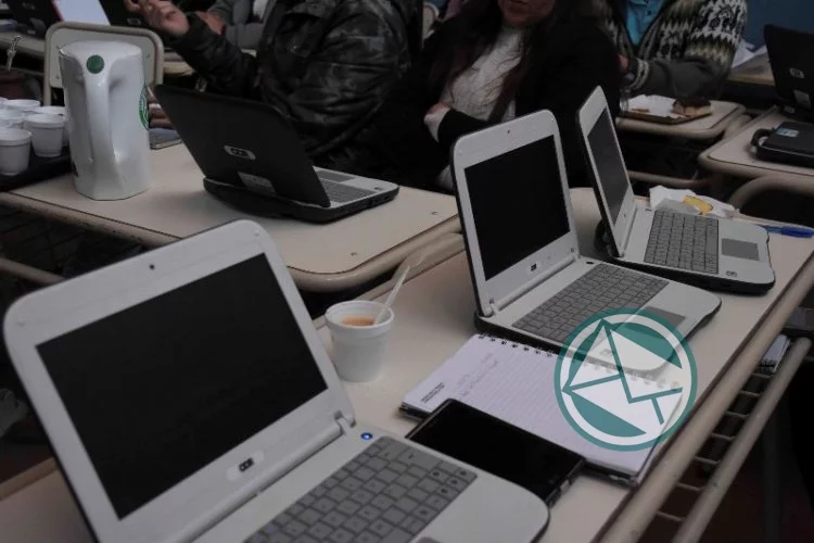 Más de 2.500 escuelas cuentan con conectividad a internet Más de 2.500 escuelas cuentan con conectividad a internet