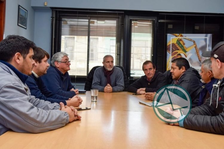 Tras reunión con ATE Ensenada el STMB acompañará la movilización en defensa del Astillero Tras reunión con ATE Ensenada el STMB acompañará la movilización en defensa del Astillero