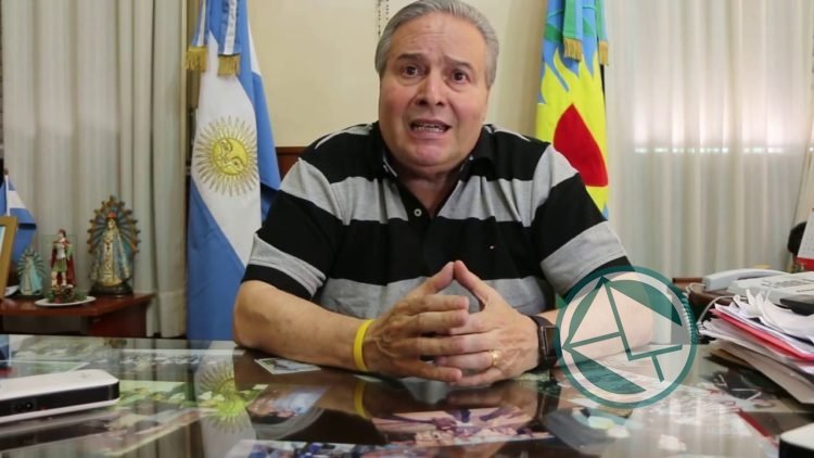 El intendente de Salto "busca un rengo" dentro del peronismo para el 2019