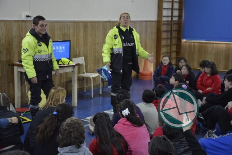 El Municipio de La Plata brindó charlas de educación vial a más de 3500 alumnos El Municipio de La Plata brindó charlas de educación vial a más de 3500 alumnos