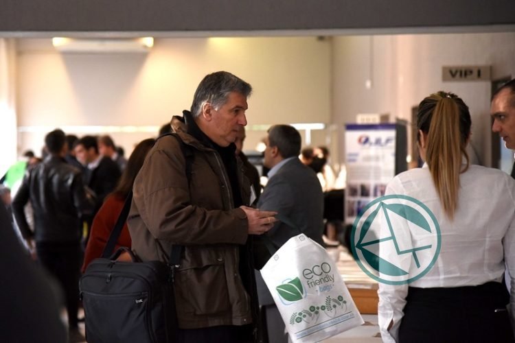 Más de 300 emprendedores, empresarios y productores participaron de una ronda de negocios multisectorial en La Plata