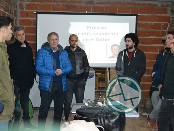 Jornada “Organización del Fútbol para las divisiones mayores y juveniles”
