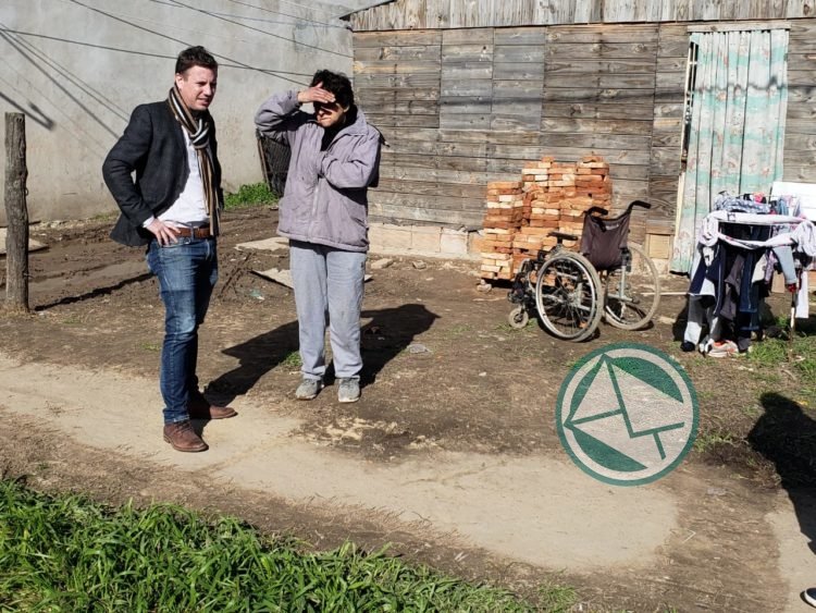Federico Martelli: “Le pedimos a Garro que actúe como gestión y ayude a los vecinos, las calles son intransitables” Federico Martelli Calles Melchor Romero 1