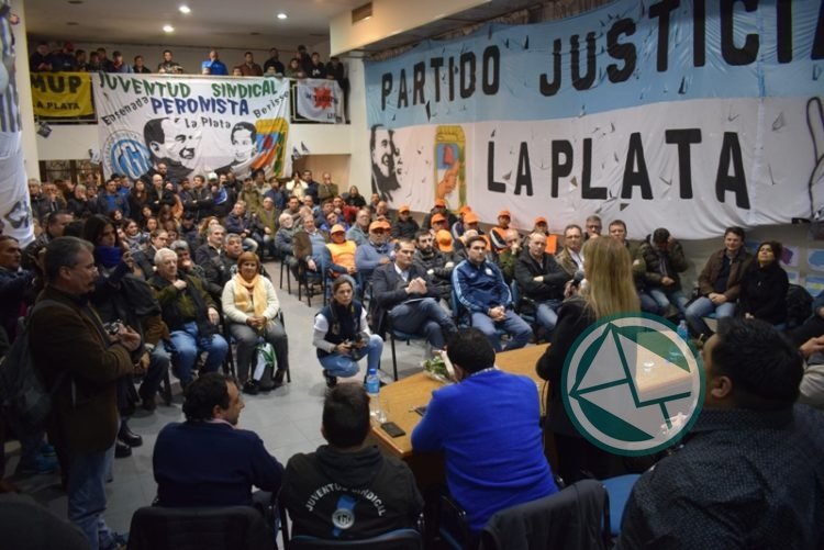 Homenaje a Saúl Ubaldini en el PJ de La Plata
