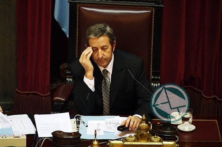 Cobos pide la reglamentación total de la ley de cannabis medicinal