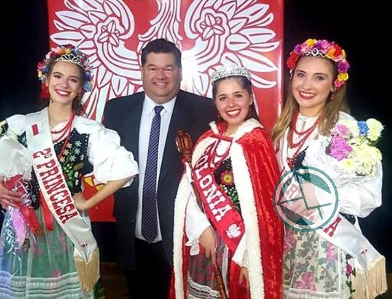 La Colectividad Polaca eligió a Cintia Rosciolesi Paczyszyn como reina La Colectividad Polaca eligió a Cintia Rosciolesi Paczyszyn 2